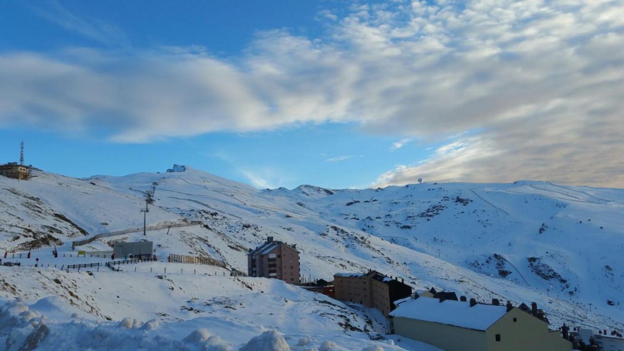 Estudio Con Vistas Sierra Nevada Phòng bức ảnh